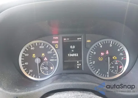 2019 Mercedes-Benz Metris z USA, uszkodzony, nr VIN WD4PG2EE2K3532304